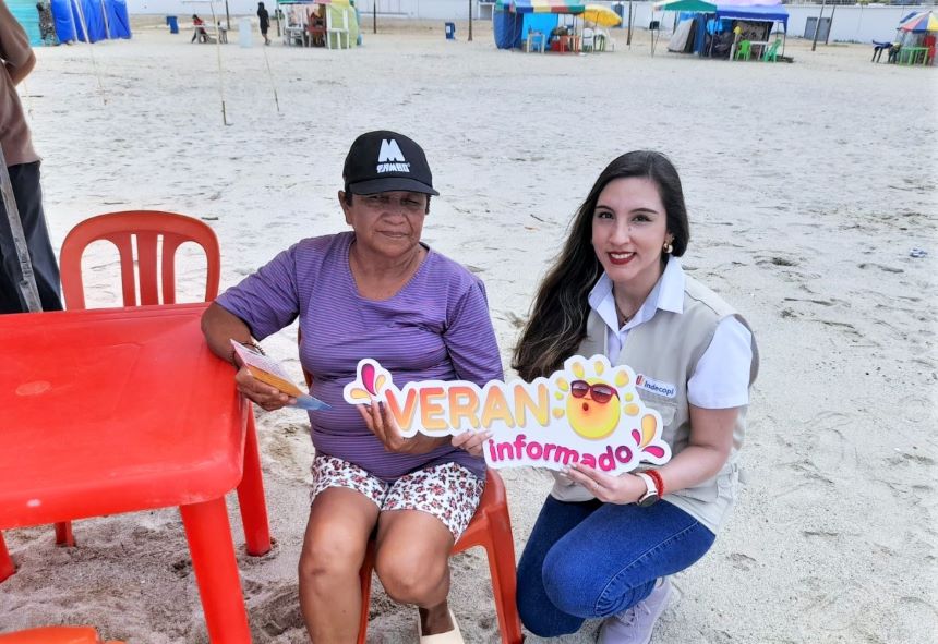 “#VeranoInformado2023”: El Indecopi visitó el balneario de Zorritos en Tumbes para brindar recomendaciones a veraneantes