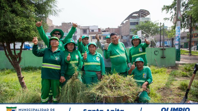 Esta mañana el personal de la municipalidad realizo trabajos de recuperación de áreas verdes del Parque N° 1 “San Carlos”.
 Se efectuó limpieza y recojo de maleza, se renovó césped entre otras labores 