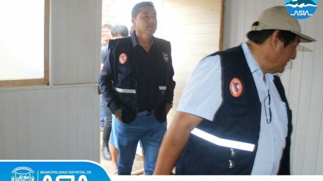 Alcalde Isaías Alcántara entrego ayuda humanitaria a damnificado por incendio 