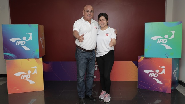 ANNIA BECERRA
