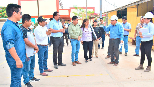 El Gerente Sub Regional de la UELS, Lic. Caleb Gerson Ramos Llerena se reunió con la Directora de la I.E. Santa Rosa de Quilmana