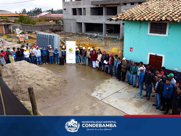 realizó el reinicio de los trabajos en la obra: “Mejoramiento y Ampliación del Centro de Salud Cauday – Distrito de Condebamba”
Esta ceremonia se llevó acabo con la participación del alcalde distrital Manuel Villar Romero acompañado de su equipo técnico, representante del Centro de Salud, Ing. Supervisor y Trabajadores.
La Municipalidad Distrital de Condebamba, viene trabajando para garantizar la salud y bienestar de su población.