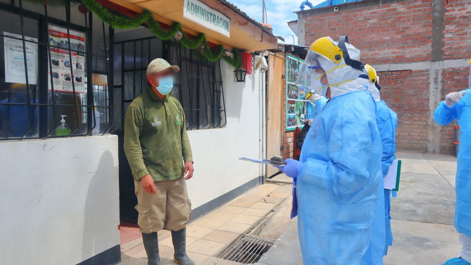 Junín: intensifican acciones frente al brote de influenza aviar en zoológico de Huancayo