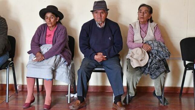 Reunión con los adultos mayores