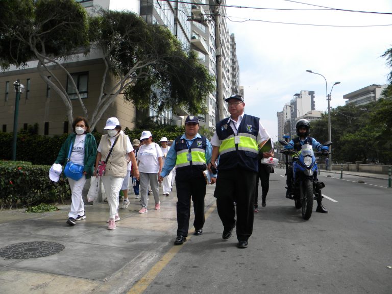 2.2.-Caminantes-de-Miraflores-768x576.jpg