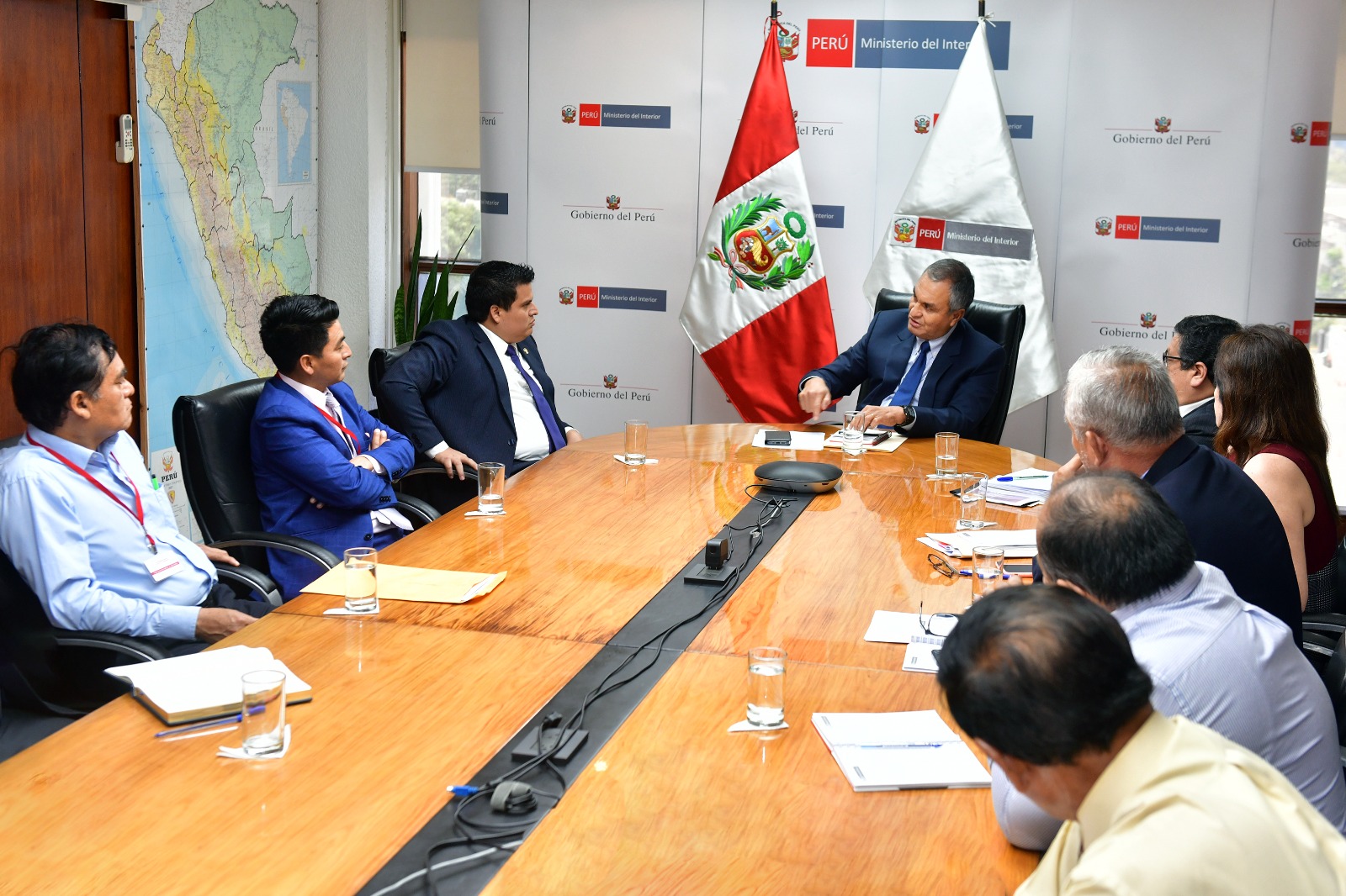 Ministro del Interior y alcaldes de Trujillo coordinan acciones para enfrentar la inseguridad ciudadana