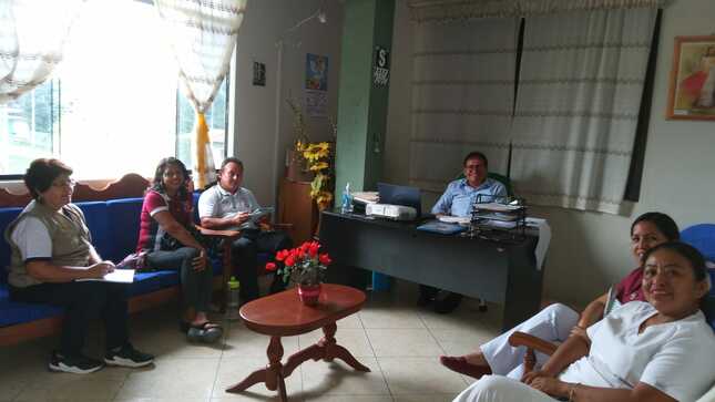 Reunión de coordinación entre funcionarios de UGEL Bellavista y Sector Salud.