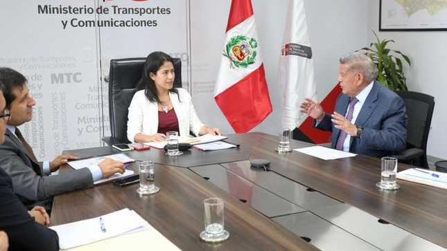 César Acuña: “Ministra se comprometió con avance de proyectos de autopista del sol y mejoramiento del borde costero”