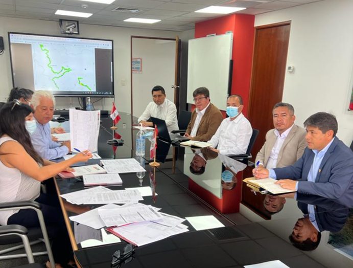 Gobierno regional busca la priorización de proyecto para mejorar 220 km de carreteras en la sierra