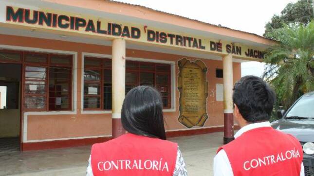 Contraloría detectó que Municipalidad de San Jacinto aprobó ampliaciones de plazos extemporáneas y evitó cobro de penalidades