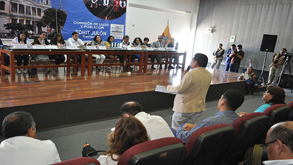 Imagen del alcalde en la Comisión de Salud del Congreso