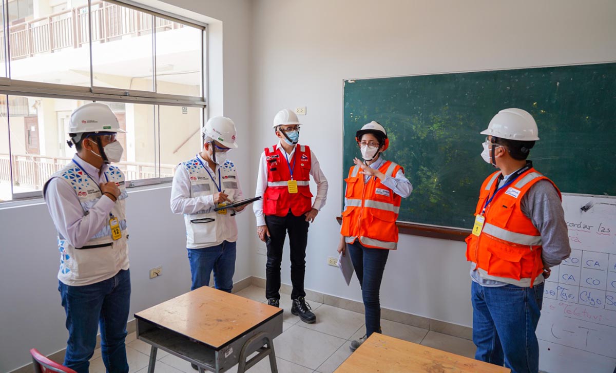Continúan trabajos en espacios temporales para la IE 0035 Nuestra Señora de la Visitación