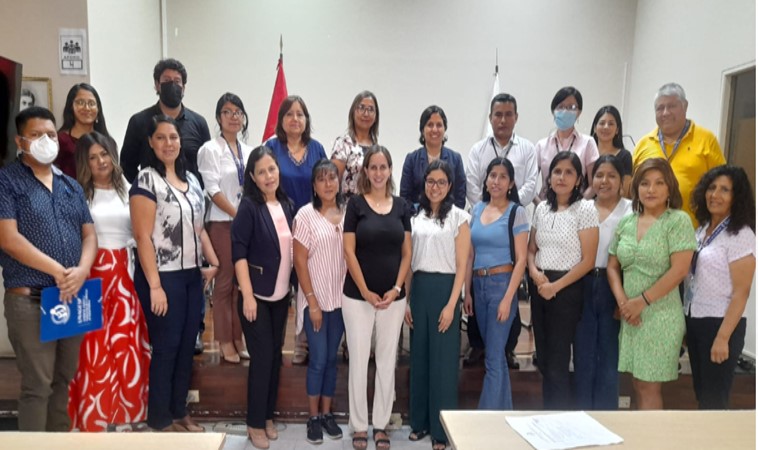 FOTO GRUPAL DEL EQUIPO DE TRABAJO