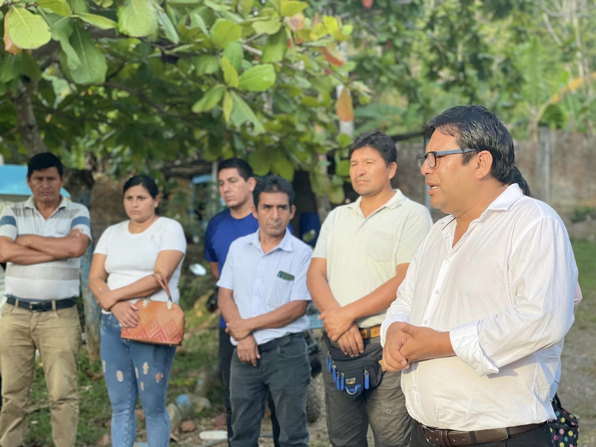 El alcalde de Pichari, Lic. Hernán Palacios Tinoco y su plana de regidores, se reunieron con los profesionales y trabajadores de Agua Potable y Alcantarillado – Sedap,