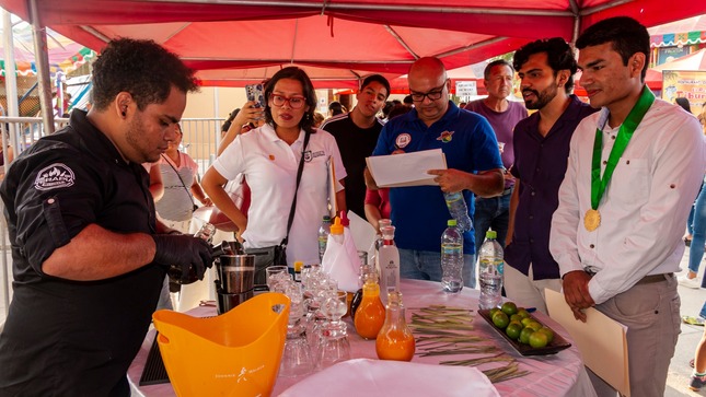Concurso a mejor presentación del Pisco Sour de Sullana