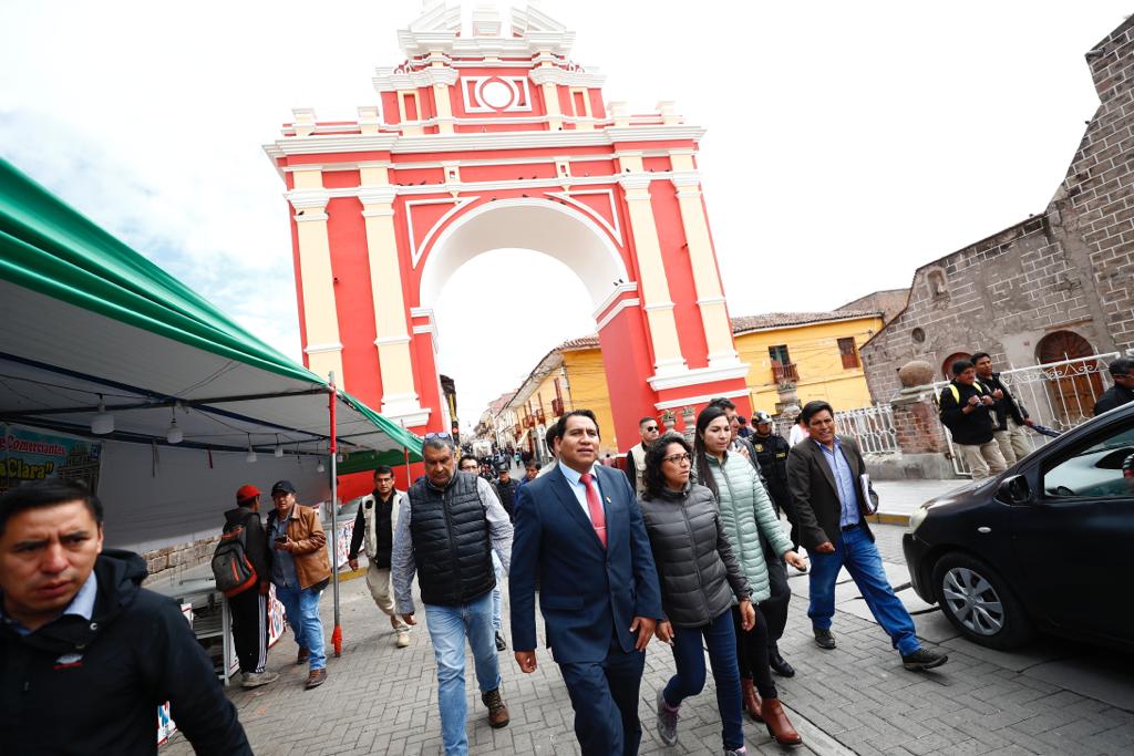 Ministra de Cultura anuncia más de 80 millones de soles para obras de mejoramiento del Centro Histórico de Huamanga y del Obelisco de Quinua