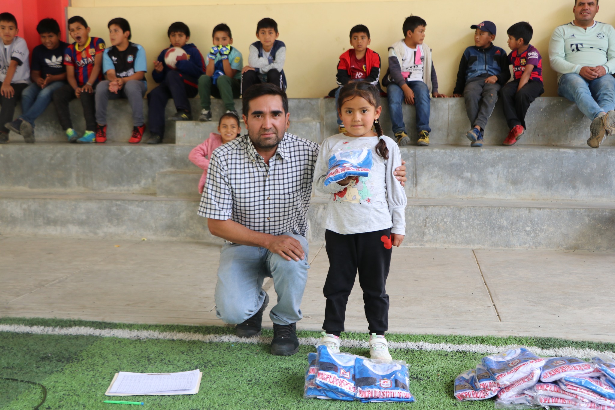 Entre risas y emociones de los niños, niñas y adolescentes, se dio la apertura de la Academia Municipal GRATUITA Denominada “FORTALECIENDO EL DEPORTE”.