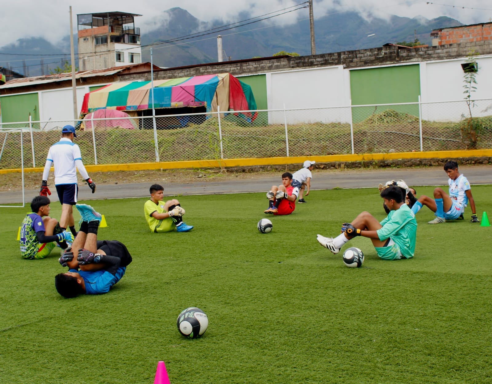 Cuerpo técnico del club Garcilaso de Cusco evalúa nuevos valores preseleccionados del futbol descentralizado