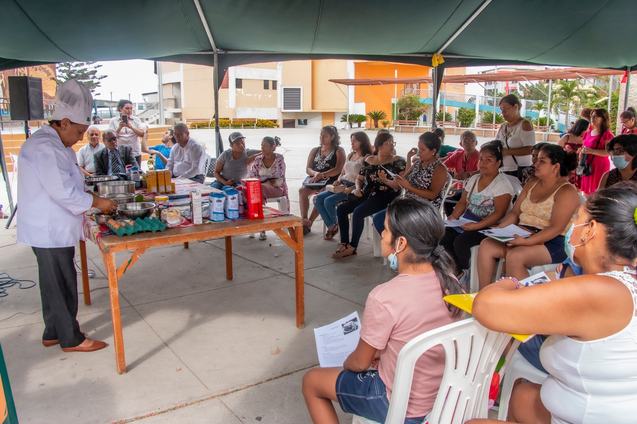 MUNICIPALIDAD DE SULLANA APERTURA TALLER PRODUCTIVO DE REPOSTERÍA febrero 2023