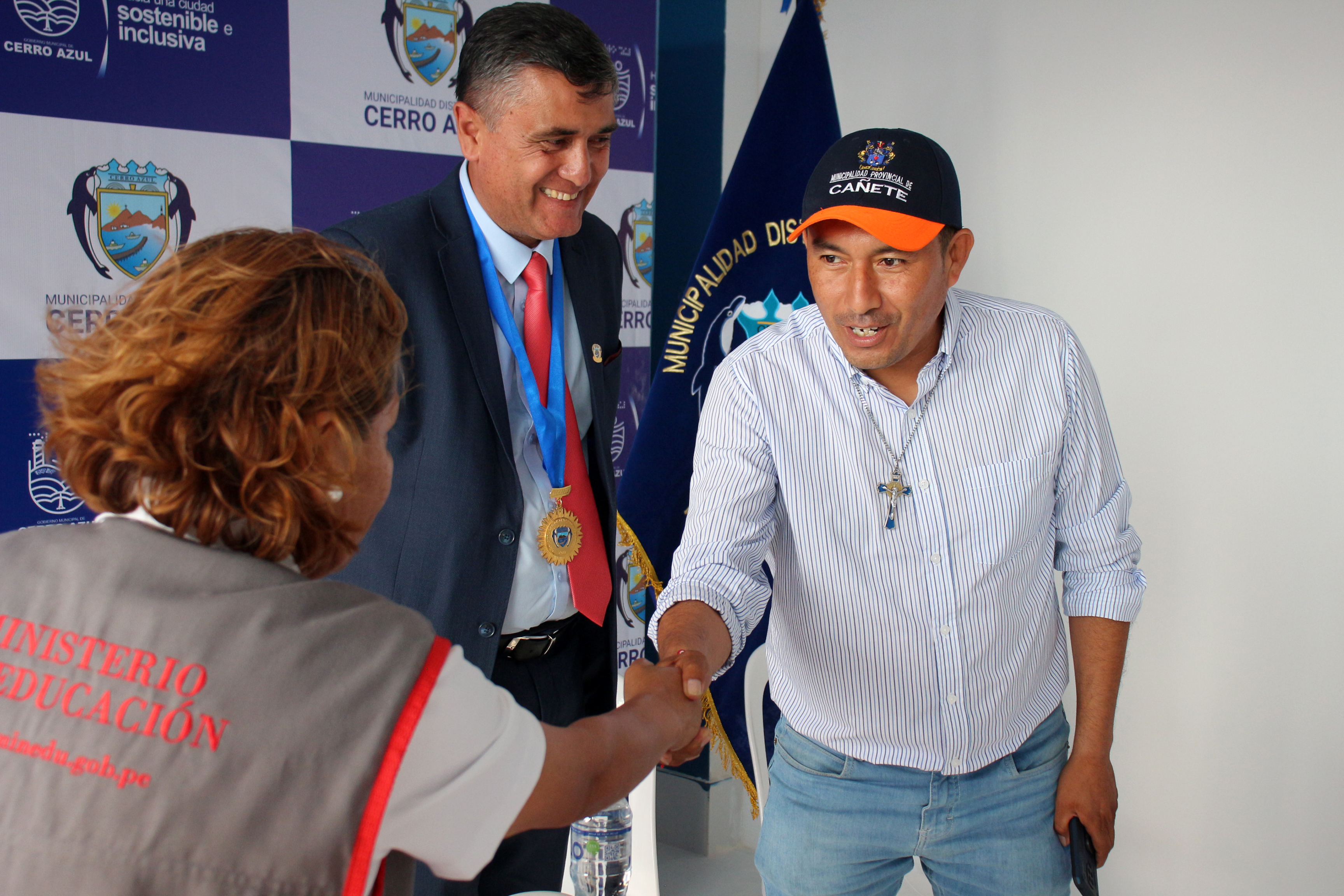 Primera reunión de Codisec Cerro Azul contó con la presencia del alcalde provincial José Alcántara.