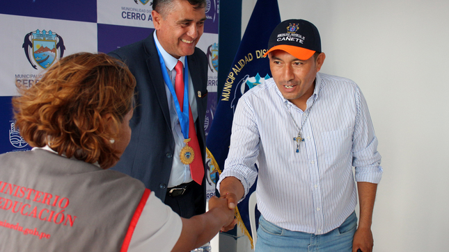 Primera reunión de Codisec Cerro Azul contó con la presencia del alcalde provincial José Alcántara.