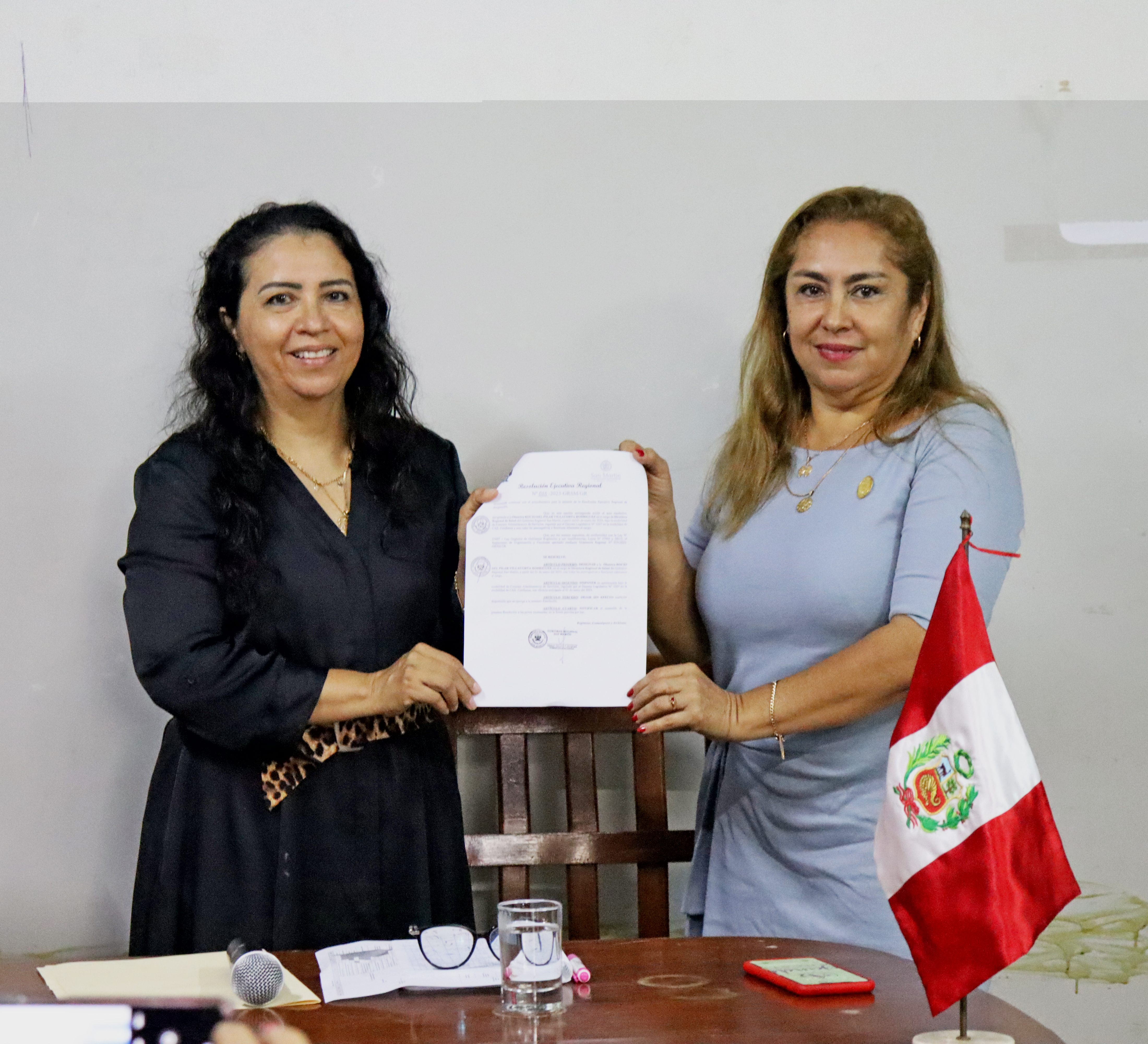 ENTREGA DE RESOLUCION DIRESA