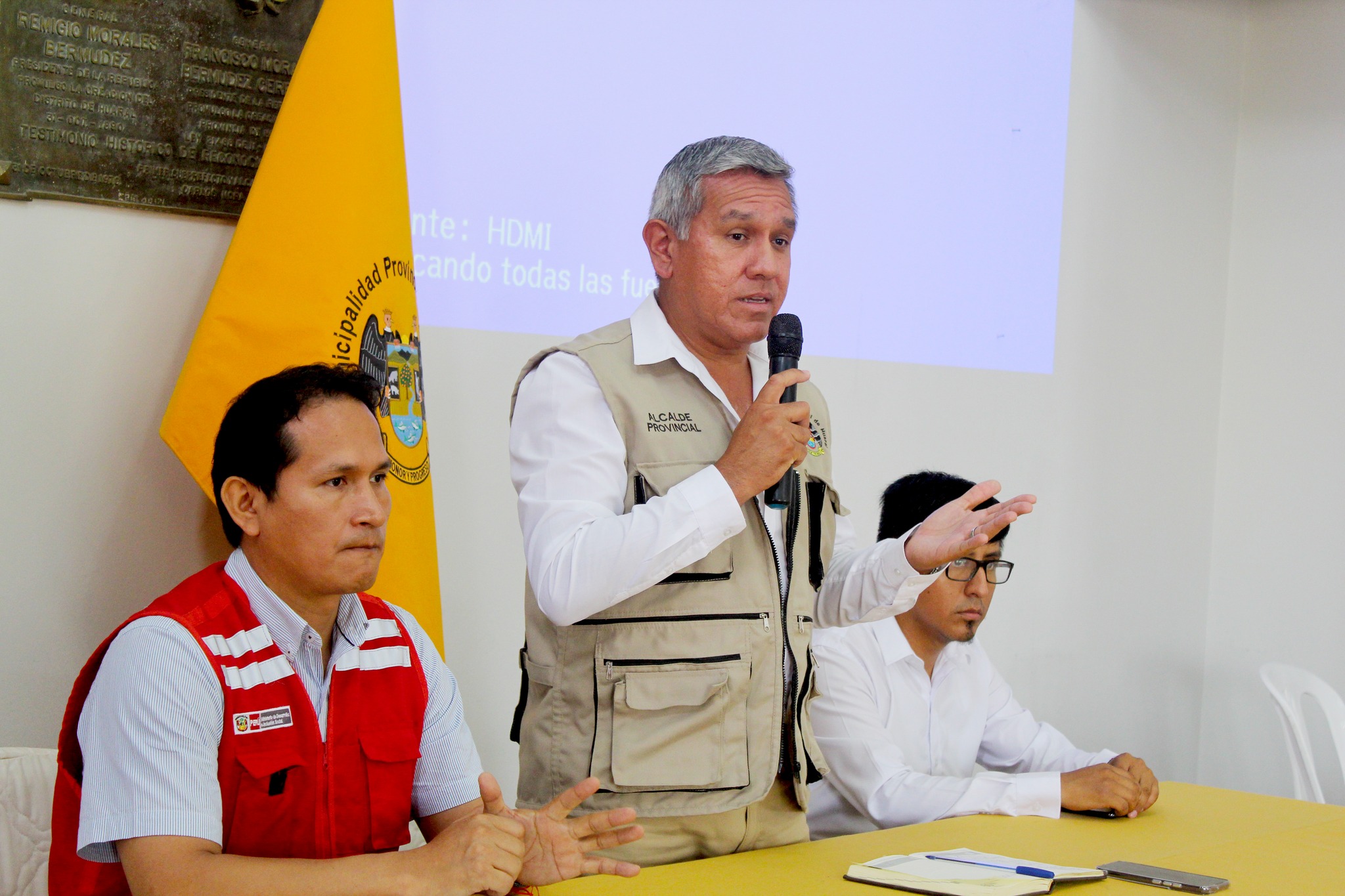 Alcalde fortalece políticas conjuntas para trabajar por la población que necesita de los programas sociales del MIDIS