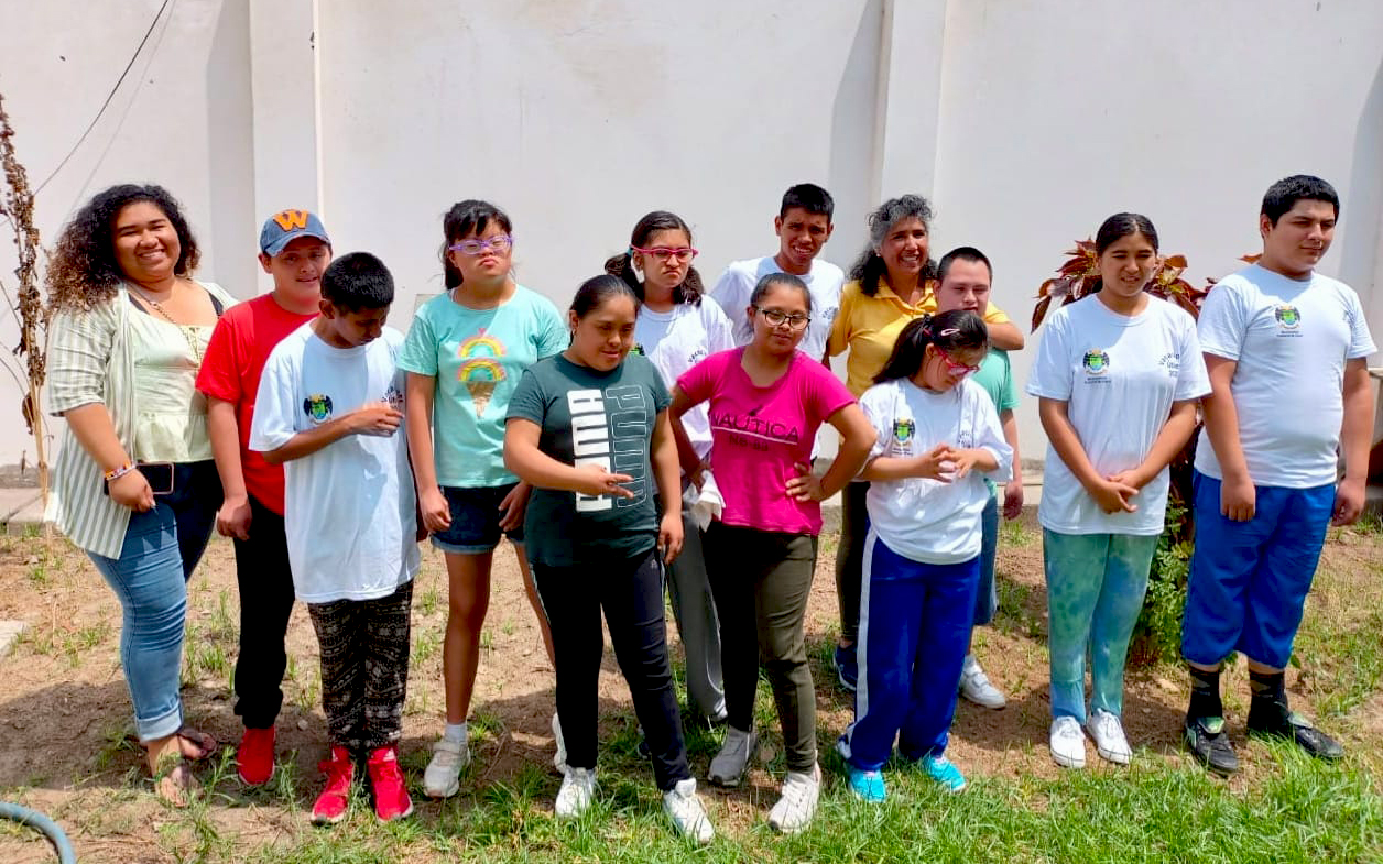 Niños y adolescentes con habilidades diferentes disfrutan de los Talleres Vacacionales OMAPED