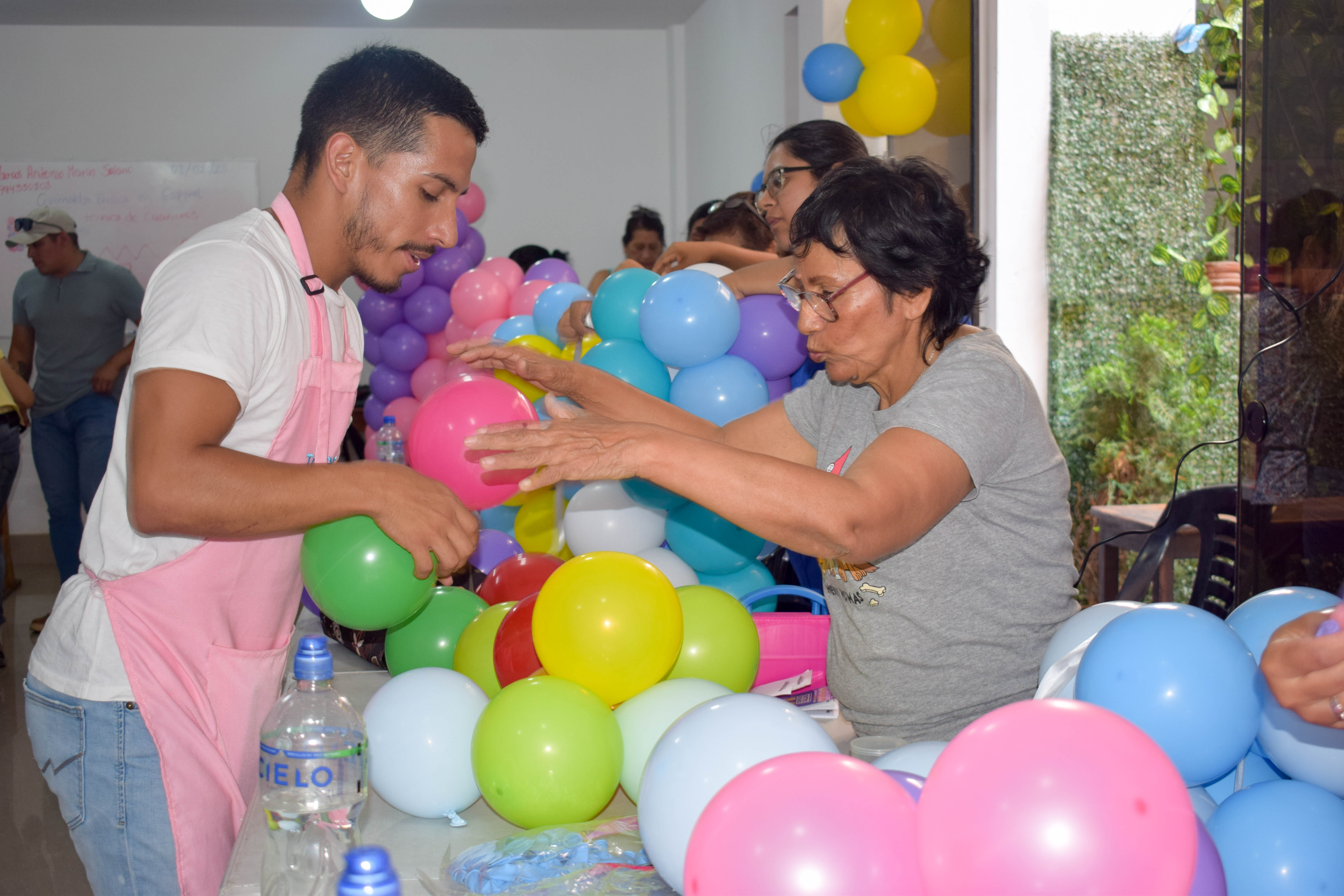 Queremos que nuestros vecinos chalacos tengan las herramientas para progresar.