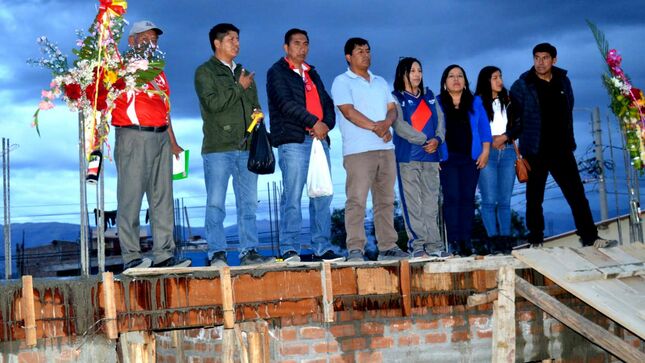 Inauguración del techado de la Casa Comunal de Vista Alegre