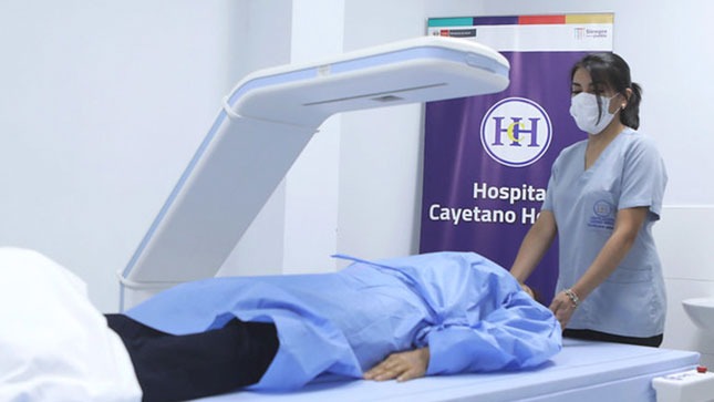 Lima norte: inauguran moderno equipo de densitometría ósea en Hospital Cayetano Heredia