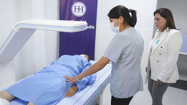 Lima norte: inauguran moderno equipo de densitometría ósea en Hospital Cayetano Heredia