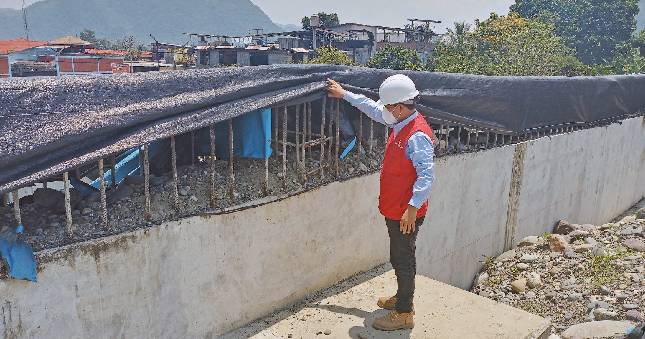 Contraloría informó que existen 1 879 obras públicas paralizadas a nivel nacional