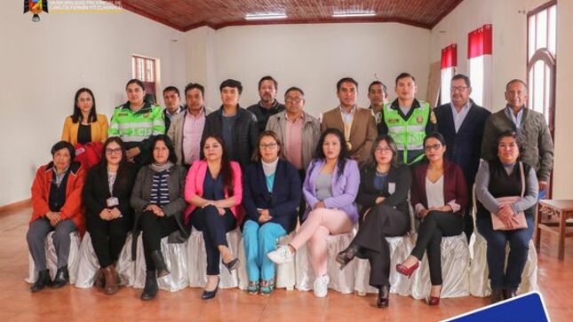 Juramentación para la erradicación de la violencia contra la mujer y grupo familiar.