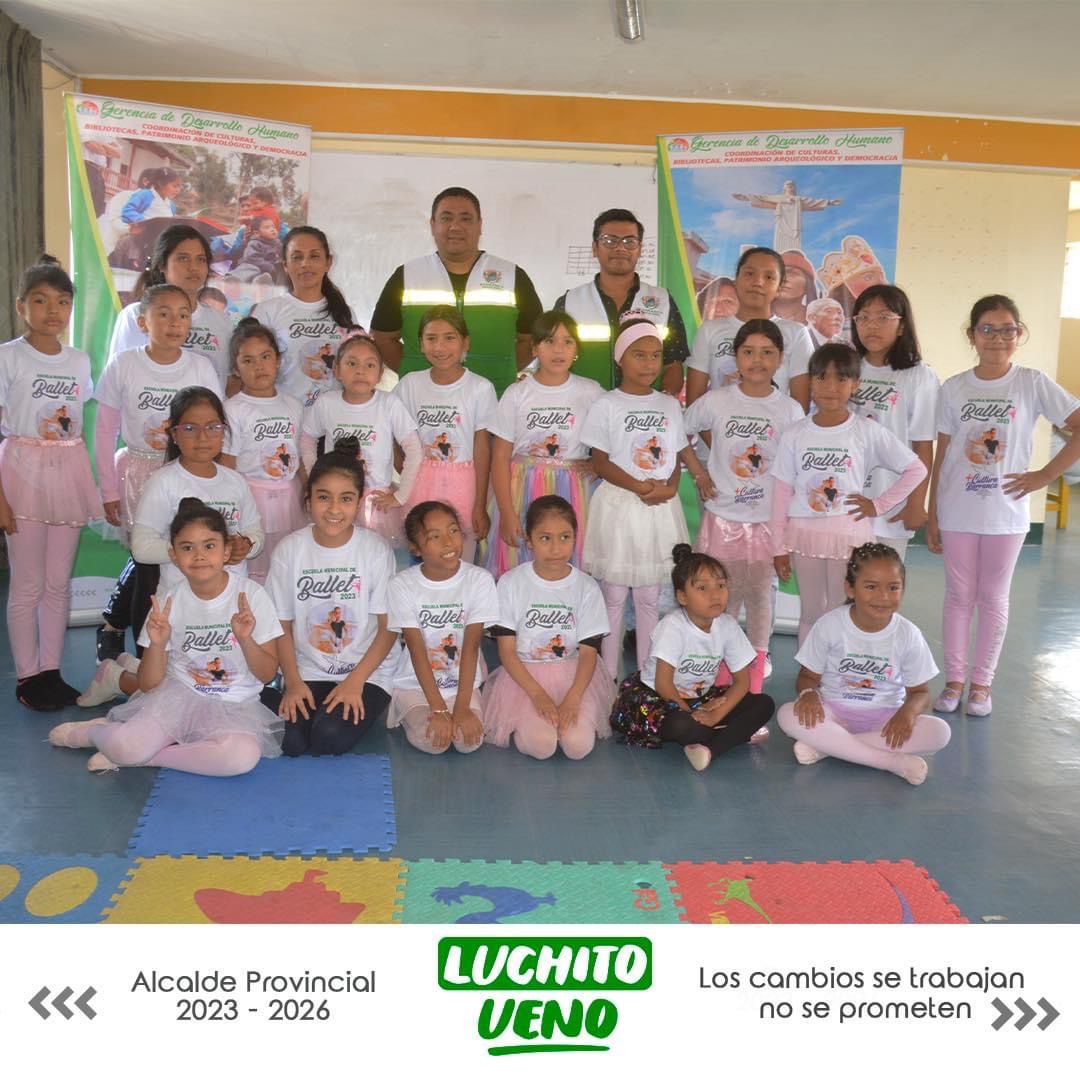Entrega de Indumentaria a la Niñas de las Escuelas Municipales de Ballet
