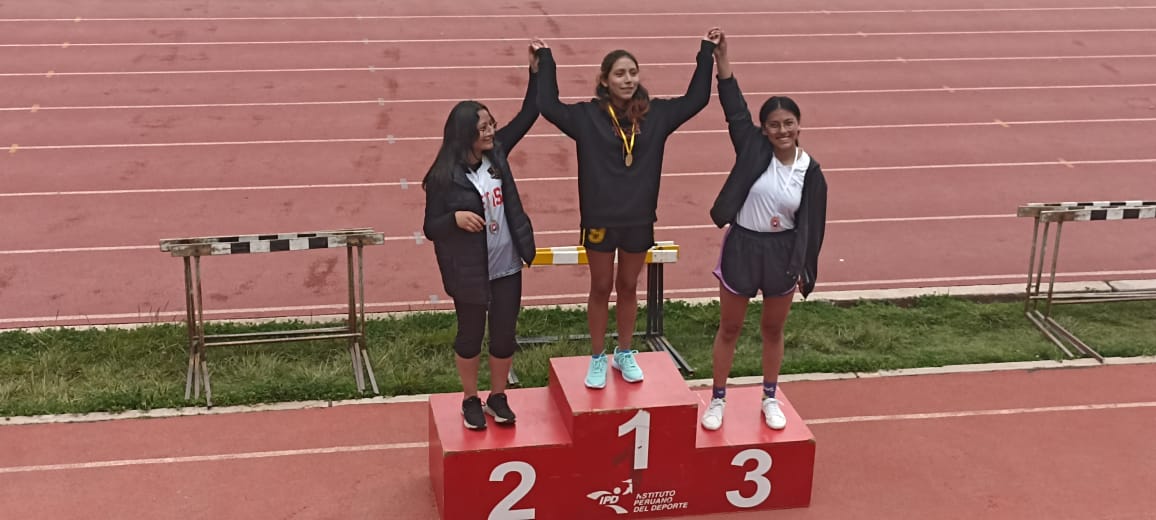 Campeonato de atletismo infantil y juvenil en el Cusco