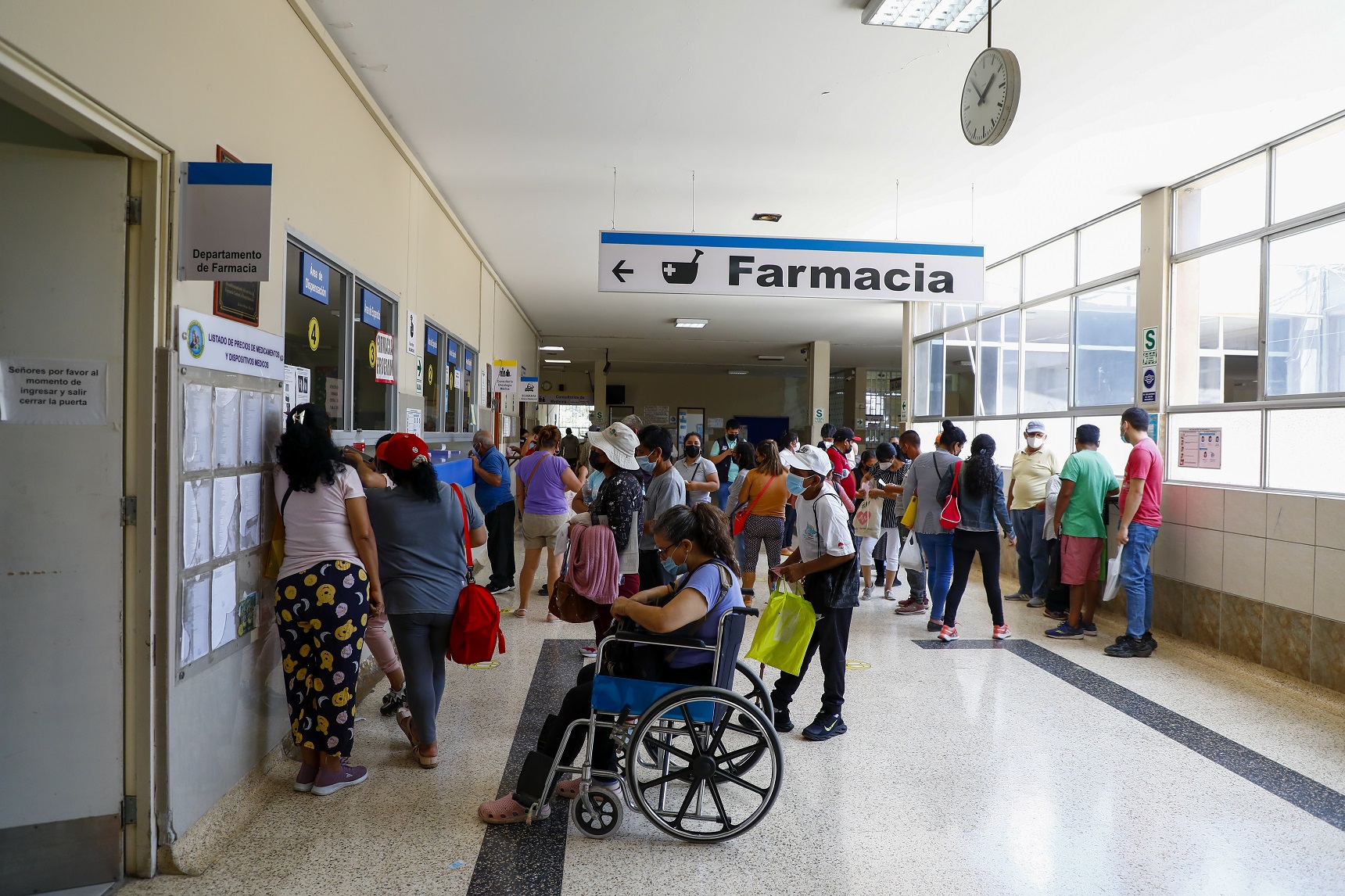 En un operativo inopinado, el Consejo Nacional para la Integración de la Persona con Discapacidad (CONADIS), a través de su Dirección de Fiscalización y Sanciones (DFS), supervisó el Hospital María Auxiliadora, en San Juan de Miraflores; y el Hospital de Emergencias de Villa El Salvador, con el fin de que dichos establecimientos de salud garanticen una adecuada atención a las personas con discapacidad en materia de accesibilidad, comunicación y transporte. 