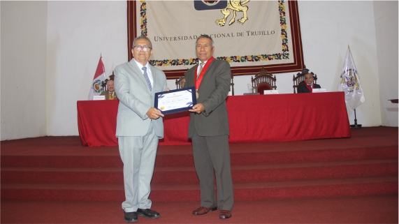 Asumo el compromiso de culminar las obras del Proyecto Especial Chavimochic