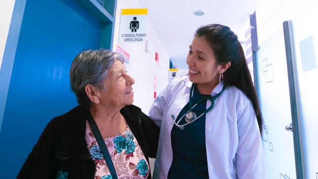 Minsa aprueba norma técnica de salud sobre manejo de adultos con afección poscovid-19