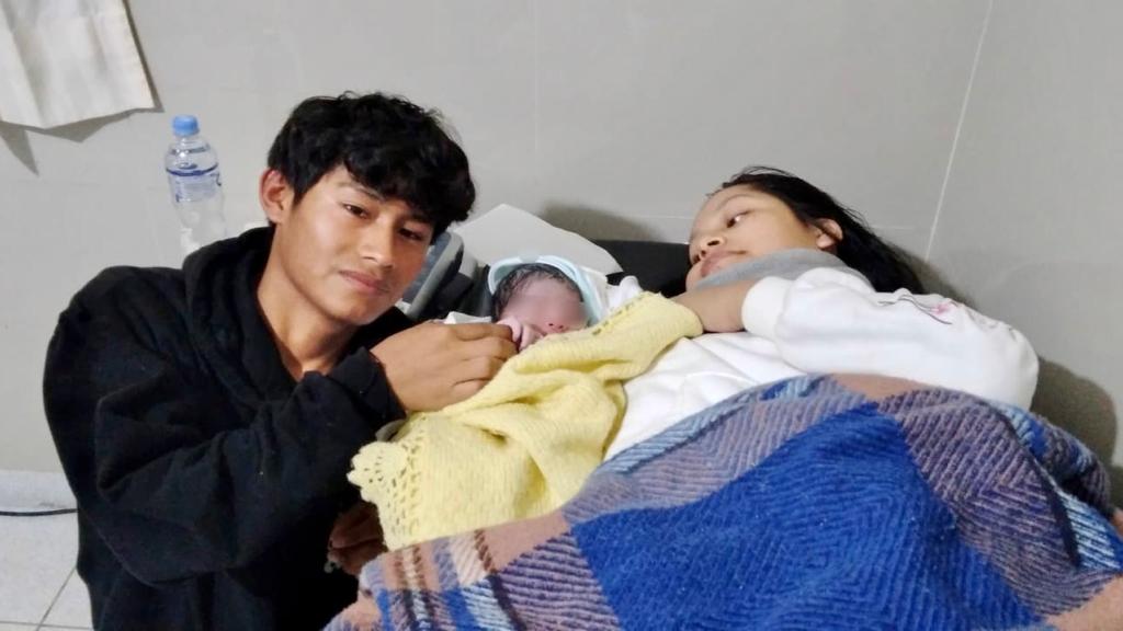 Arequipa obstetras garantizan atención a gestantes en zonas afectadas por huaicos