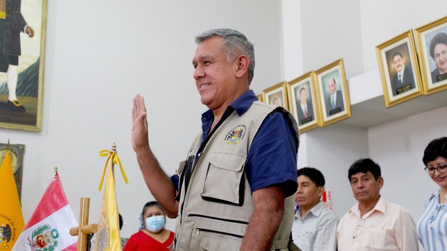 Alcalde Fernando Cárdenas juramentó como presidente del Consejo Provincial de Salud