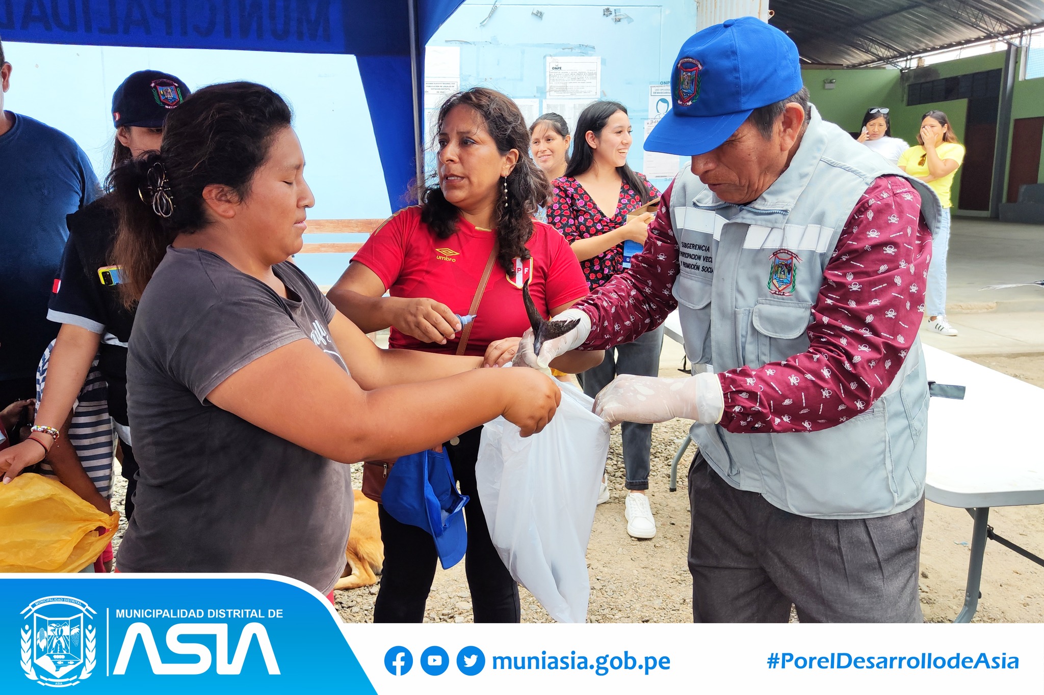 𝗠𝗨𝗡𝗜𝗖𝗜𝗣𝗔𝗟𝗜𝗗𝗔𝗗 𝗗𝗘 𝗔𝗦𝗜𝗔 𝗘𝗡𝗧𝗥𝗘𝗚𝗢́ 𝗣𝗘𝗦𝗖𝗔𝗗𝗢 𝗚𝗥𝗔𝗧𝗜𝗦 𝗔 𝗙𝗔𝗠𝗜𝗟𝗜𝗔𝗦 𝗗𝗘 𝟬𝟵 𝗗𝗘 𝗢𝗖𝗧𝗨𝗕𝗥𝗘
