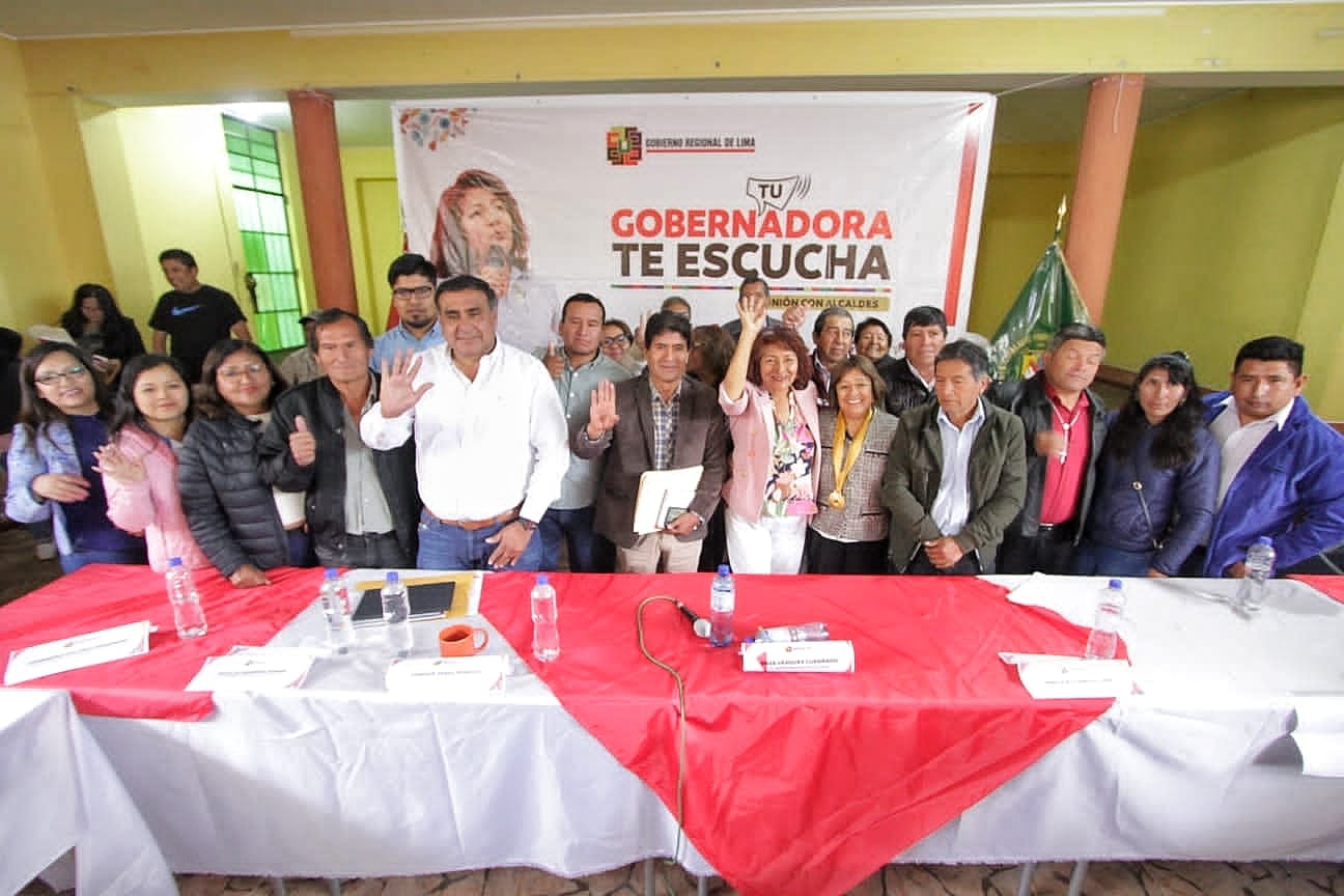 Establecen agenda de trabajo con alcaldes y presidentes de comunidad para atender demandas en Canta