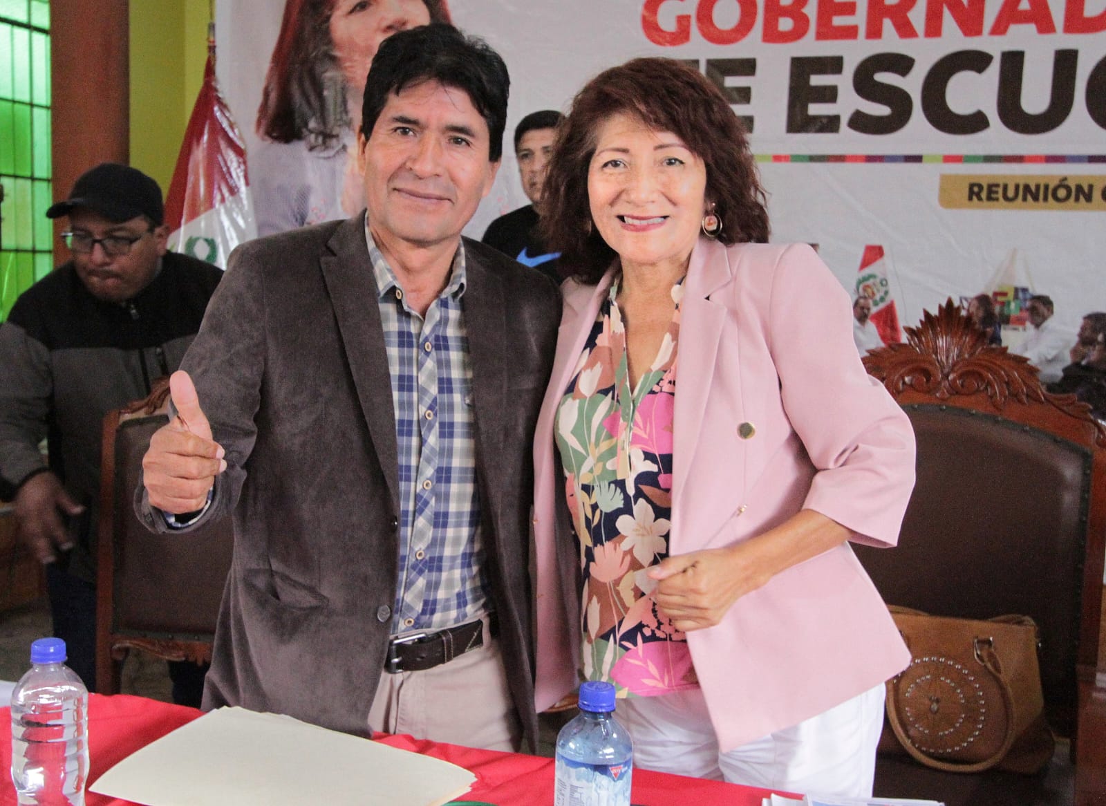 Establecen agenda de trabajo con alcaldes y presidentes de comunidad para atender demandas en Canta