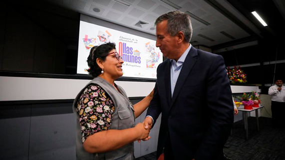 OLLAS COMUNES