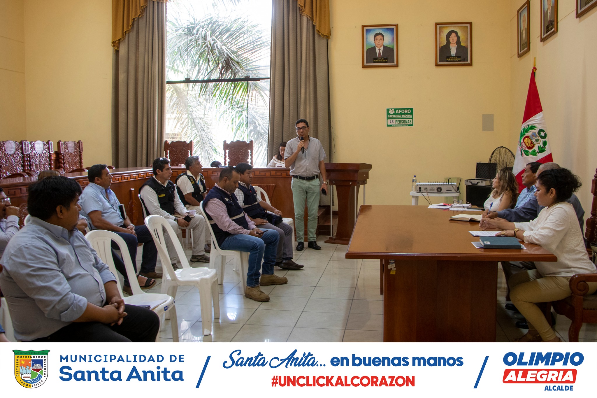 El alcalde Olimpio Alegría, participó de la reunión de trabajo con los Gerentes y Sub Gerentes de las áreas de seguridad ciudadana y transporte urbano de los distritos que integran la Mancomunidad Lima Este. Los Funcionarios se comprometieron a articular esfuerzos sin fronteras, para trabajar por la seguridad y combatir la informalidad vehicular y de mototaxis en cada una de las comunas.