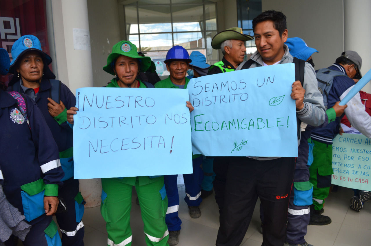 primera jornada de plantación de especies ornamentales