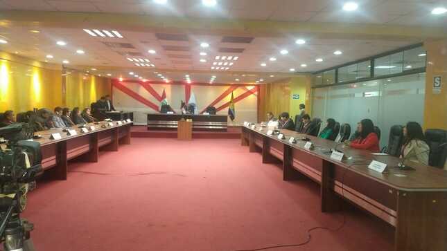 EN EL MARCO E LA CUARTA SESION EXTRAORDINARIA EL CONSEJO REGIONAL, CONVOCAN  A FUNCIONARIOS DEL EJECUTIVO REGIONAL  PARA INFORMAR LA SITUACION ACTUAL Y PLAN DE TRABAJO PARA EL PRESENTE EJERCICO