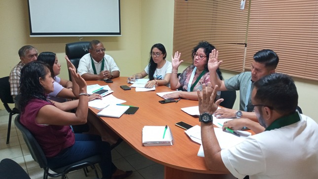 En Sesión de Concejo se aprobó convenio de cooperación entre Municipalidad, Savia Perú y Gremio de Pescadores