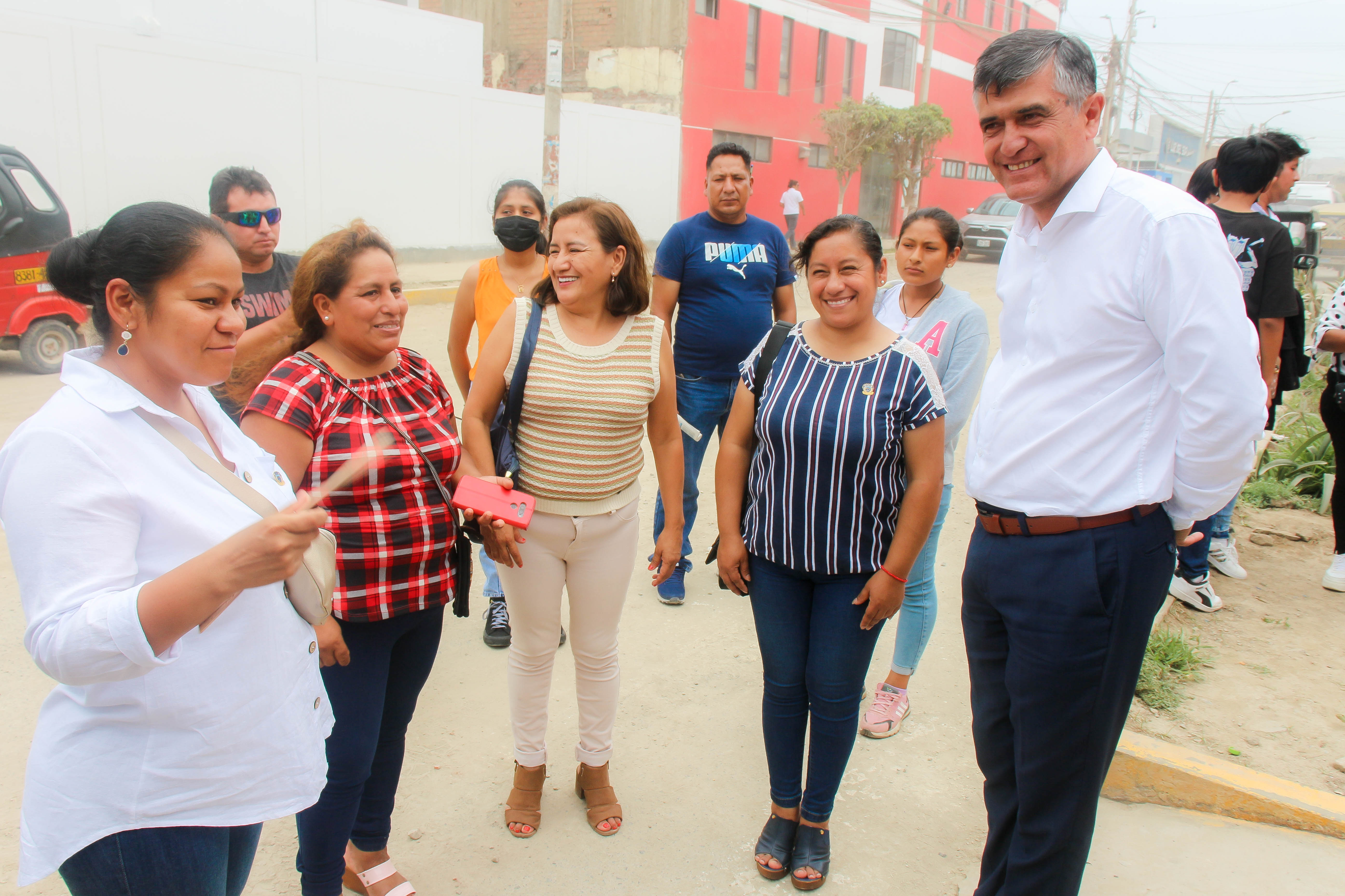 Alcalde José Pain García acompañó a los jóvenes cerroazuleños quienes han postulado a los Colegios de Alto Rendimiento.